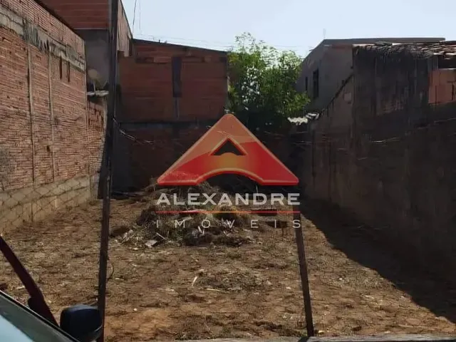 Terreno com 126m², à venda, no bairro Jardim Mariana I em São José Dos Campos