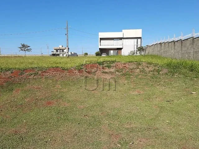 Terreno com 334m², à venda, no bairro Jardim Bela Suiça em Cambé