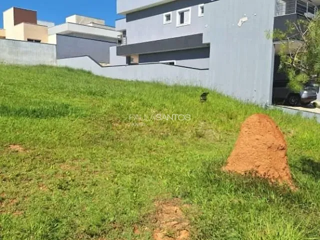 Terreno com 300m², à venda, no bairro Wanel Ville em Sorocaba