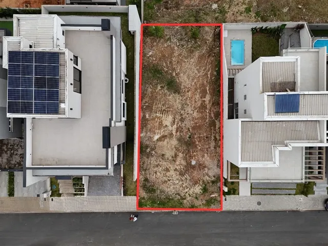 Terreno à venda, no bairro Santa Felicidade em Curitiba