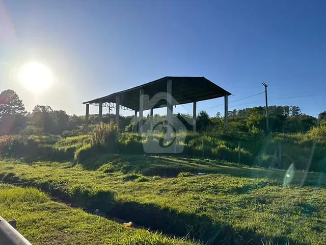Terreno com 729m², à venda, no bairro Rural em Taquari