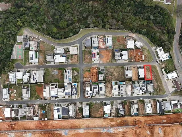 Terreno à venda, no bairro Santa Felicidade em Curitiba