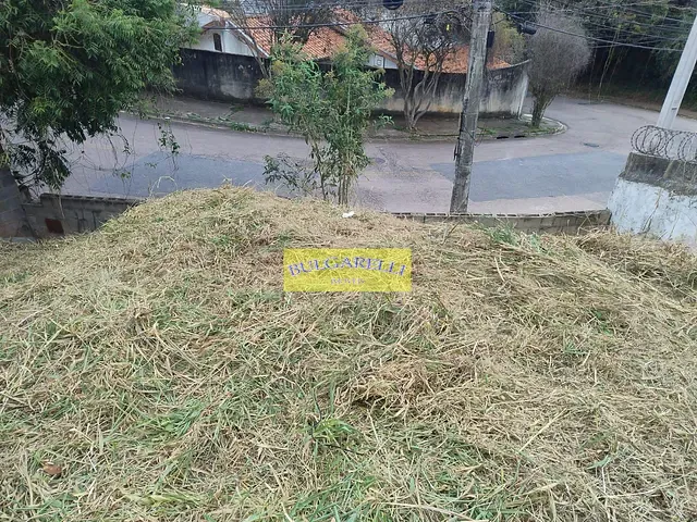 Terreno com 233m², à venda, no bairro Jardim Roma em Jundiaí