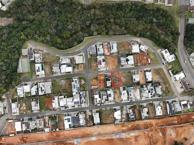 Terreno à venda, no bairro Santa Felicidade em Curitiba