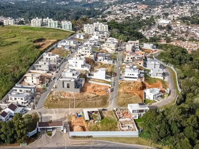 Terreno à venda, no bairro Santa Felicidade em Curitiba