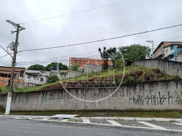 Terreno com 704m², à venda, no bairro Jardim Novo Parelheiros em São Paulo
