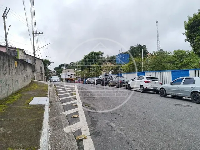 Terreno com 704m², à venda, no bairro Jardim Novo Parelheiros em São Paulo