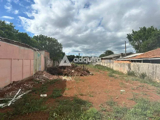 Terreno com 682m², à venda, no bairro Oficinas em Ponta Grossa
