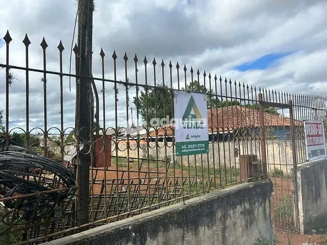 Terreno com 682m², à venda, no bairro Oficinas em Ponta Grossa