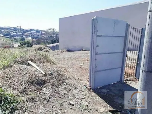 Terreno com 300m², à venda, no bairro Condomínio Marf I em Bom Jesus dos Perdões