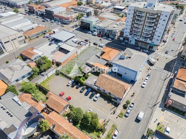 Terreno com 630m², à venda, no bairro Centro em Ponta Grossa