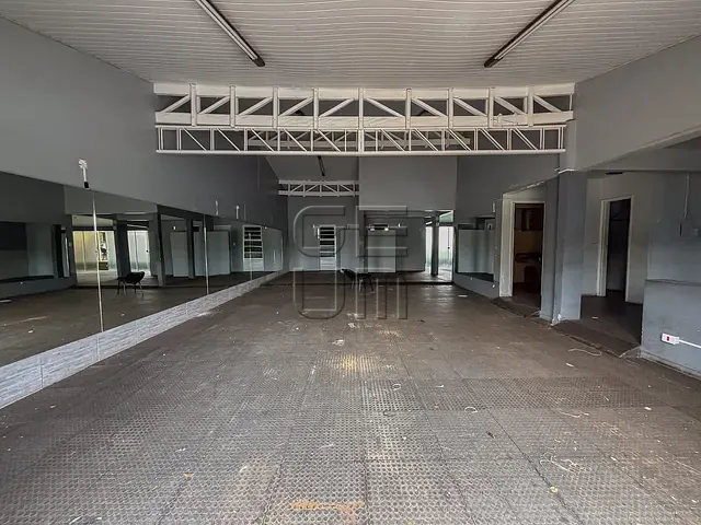 Casa com 450m², para alugar, no bairro Jardim Londrilar em Londrina
