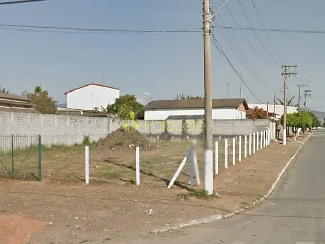 Terreno com 648m², à venda, no bairro Cidade Nova em Pindamonhangaba