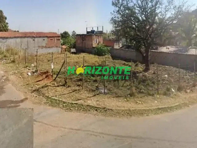 Terreno com 918m², à venda, no bairro Santa Cecília em São José dos Campos