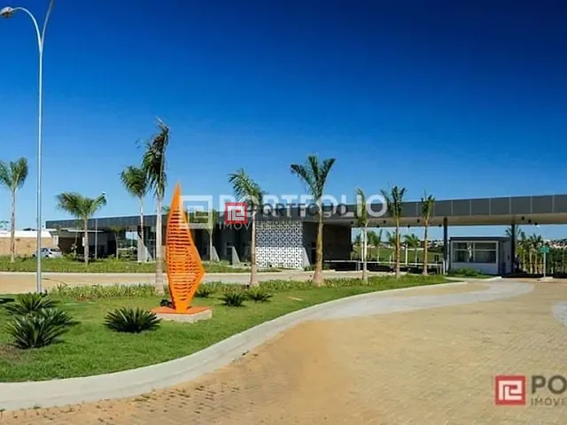 Terreno com 309m², à venda, no bairro  Jardins Porto  em Senador Canedo