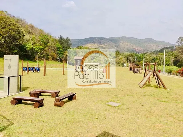 Terreno com 718m², à venda, no bairro Condomínio Residencial Itaporã em Atibaia