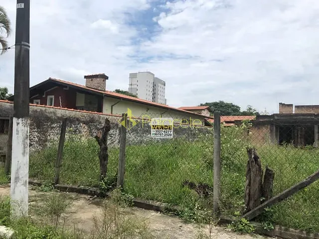 Terreno com 720m², à venda, no bairro Jardim Residencial Doutor Lessa em Pindamonhangaba