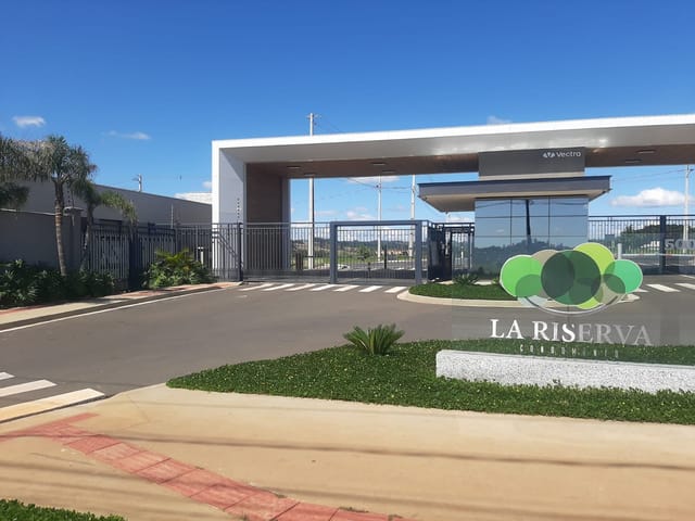 Foto do Terreno - 2 Terrenos à venda Condomínio La Riserva, Uvaranas, Ponta Grossa, PR | Adquira Imóveis