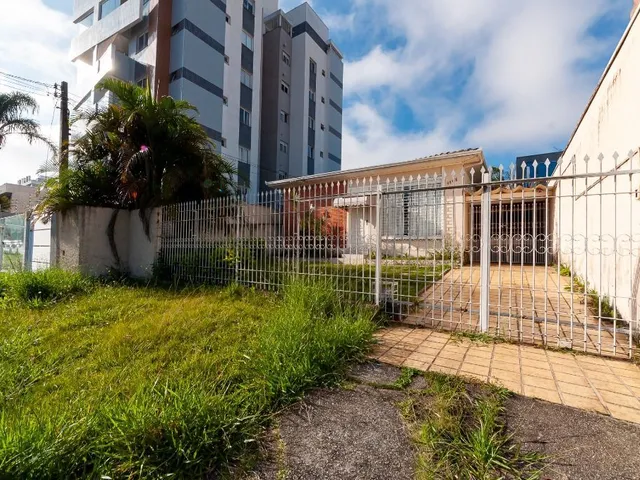 Terreno à venda, no bairro Santa Quitéria em Curitiba