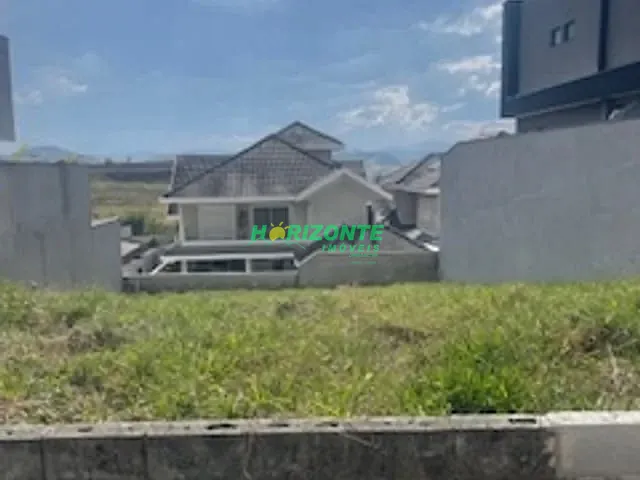 Terreno com 490m², à venda, no bairro Condomínio Residencial Jaguary em São José dos Campos