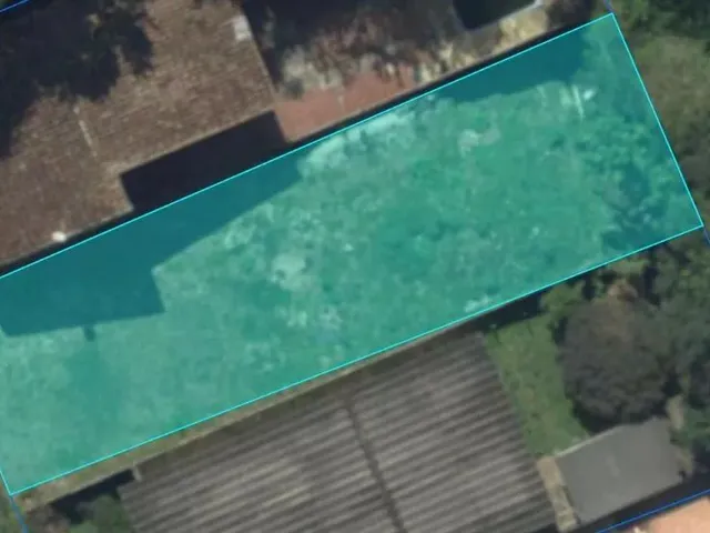 Terreno à venda, no bairro Tarumã em Curitiba