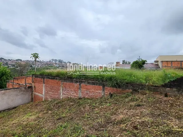 Terreno com 449m², à venda, no bairro Sabará III em Londrina