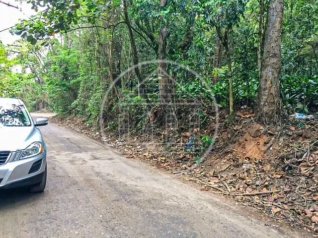 Terreno com 1727m², à venda, no bairro Chácara Vista Alegre em São Paulo