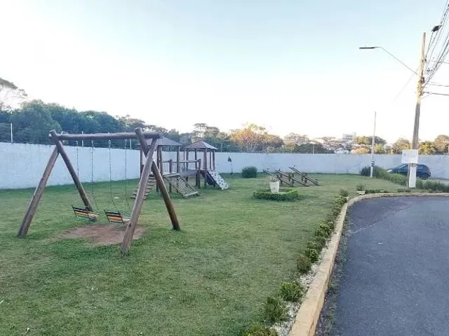 Terreno à venda, no bairro Barreirinha em Curitiba