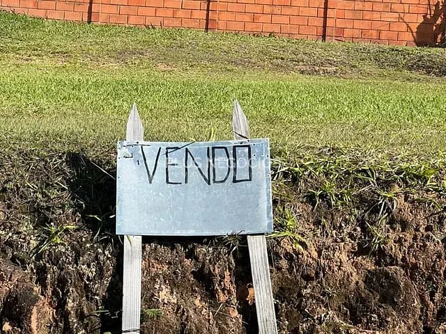 Terreno com 300m², à venda, no bairro Condomínio Aldeia da Mata em Votorantim