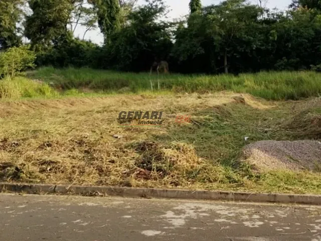 Terreno com 211m², à venda, no bairro Parque Residencial Sabiás em Indaiatuba