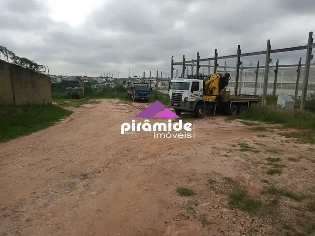 Terreno com 1799m², à venda, no bairro Jardim Califórnia em Jacareí