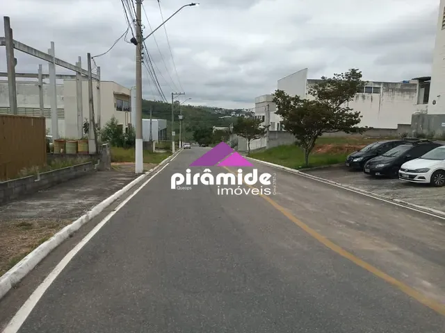 Terreno com 1799m², à venda, no bairro Jardim Califórnia em Jacareí