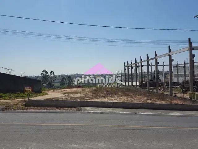 Terreno com 1799m², à venda, no bairro Jardim Califórnia em Jacareí