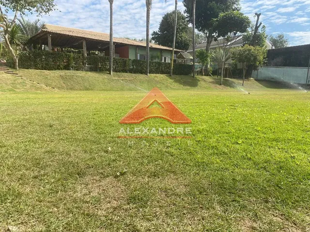 Terreno com 2500m², à venda, no bairro Jardim Uirá em São José Dos Campos
