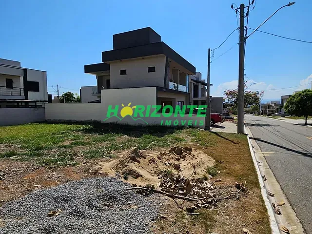 Terreno com 280m², à venda, no bairro Floresta em São José dos Campos