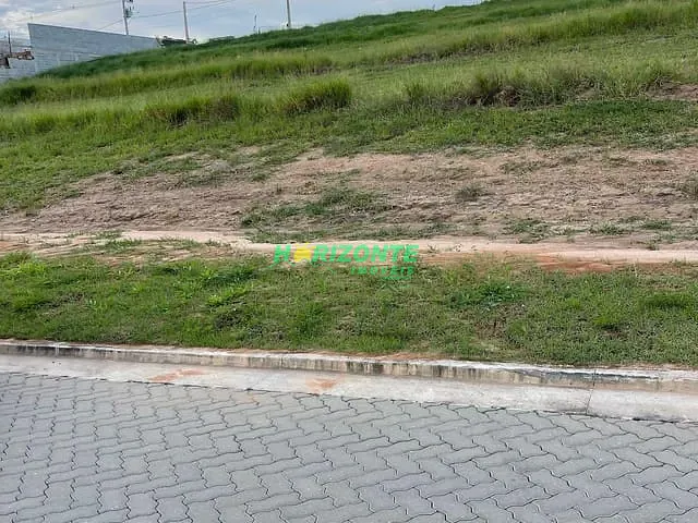 Terreno com 330m², à venda, no bairro Urbanova em São José dos Campos