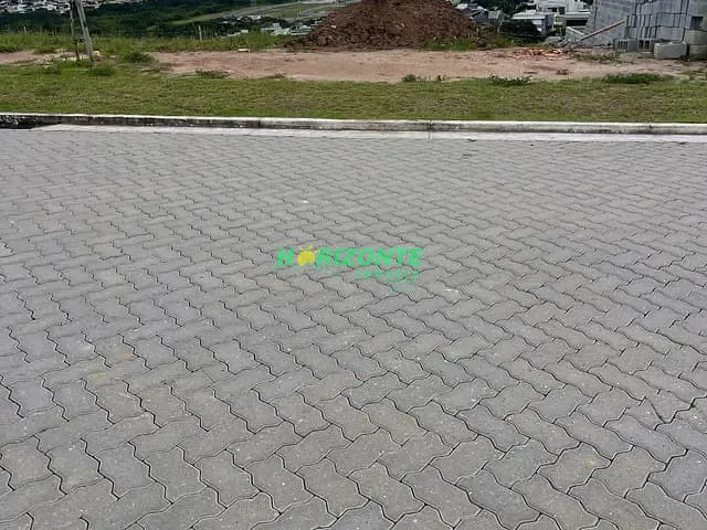 Terreno com 330m², à venda, no bairro Urbanova em São José dos Campos