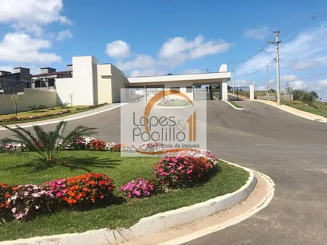 Terreno com 713m², à venda, no bairro Guaxinduva em Bom Jesus dos Perdões