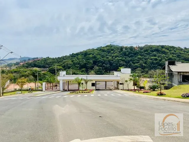 Terreno com 713m², à venda, no bairro Guaxinduva em Bom Jesus dos Perdões