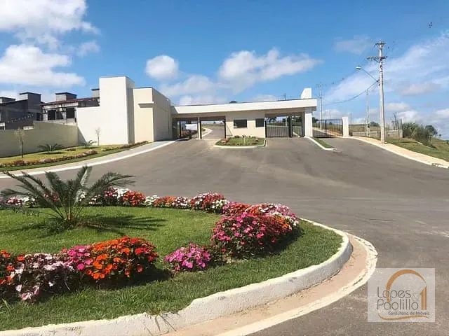 Terreno com 713m², à venda, no bairro Guaxinduva em Bom Jesus dos Perdões