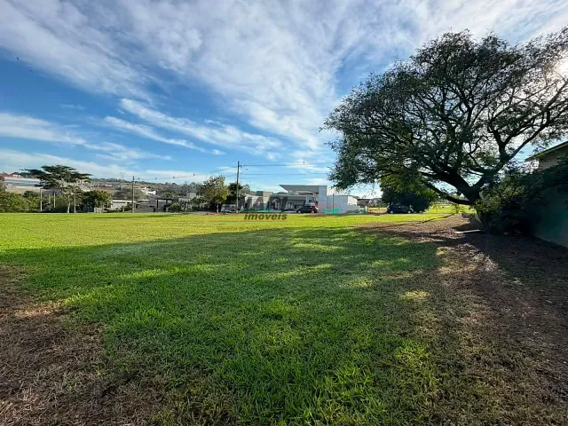 Terreno com 1000m², à venda, no bairro Jardim Indaiatuba Golf em Indaiatuba