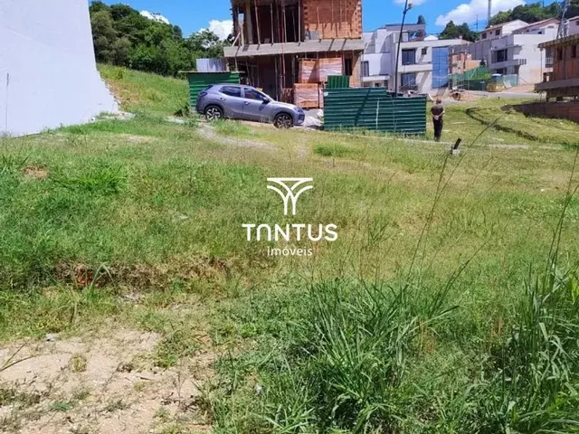 Terreno à venda, no bairro Pilarzinho em Curitiba