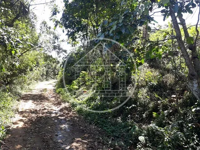 Terreno com 2730m², à venda, no bairro Chácara Fischer em Itapecerica da Serra