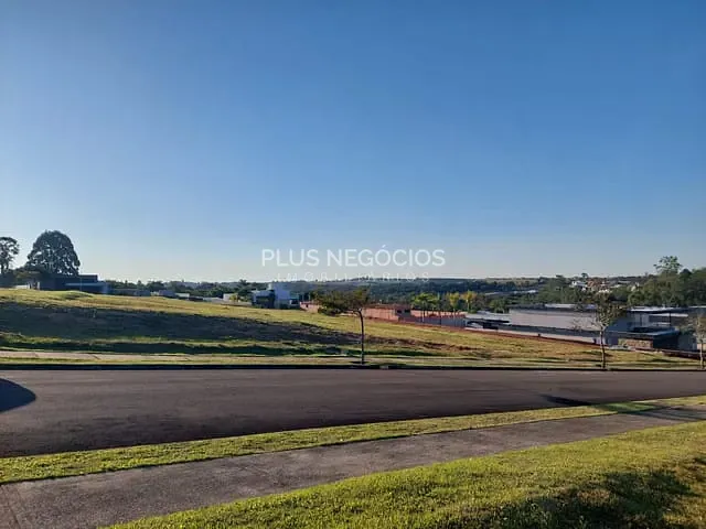 Terreno com 1000m², à venda, no bairro Jardim Residencial Saint Patrick em Sorocaba