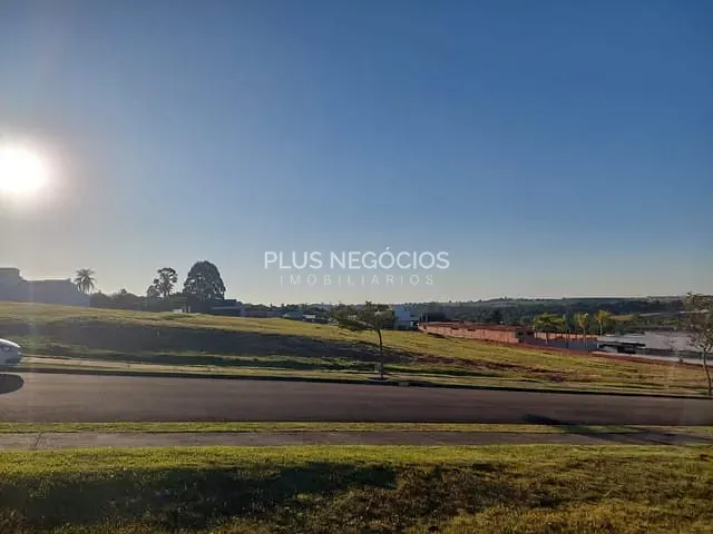 Terreno com 1000m², à venda, no bairro Jardim Residencial Saint Patrick em Sorocaba