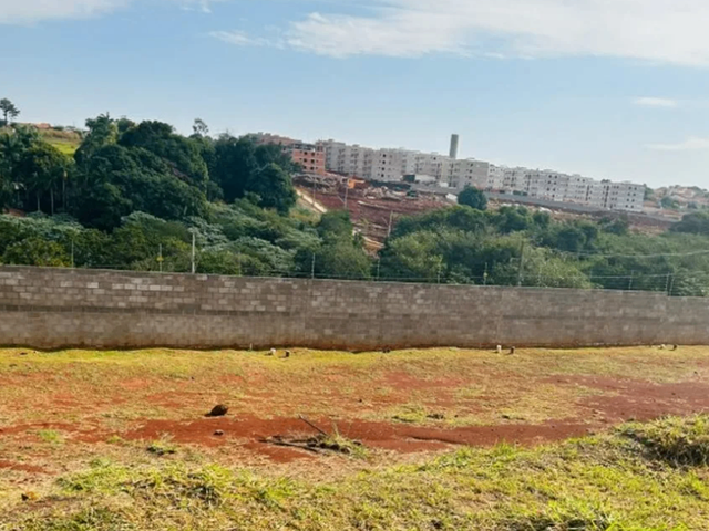 Foto do Terreno - Terreno Pq. Tauá - Araguari, Londrina, PR | Imobiliária GEUM