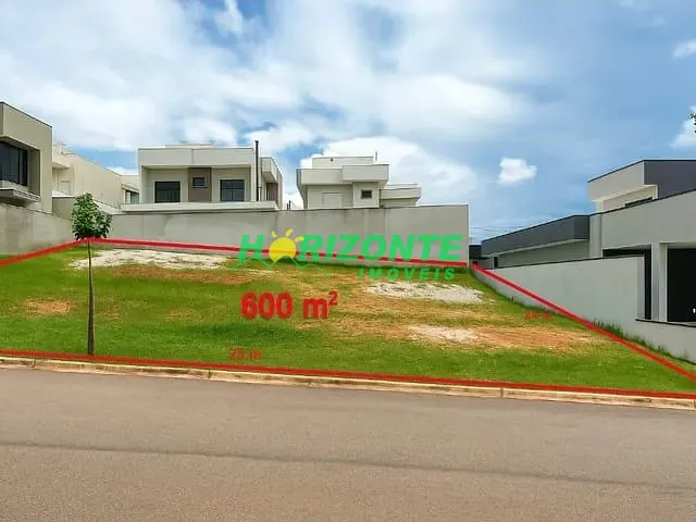 Terreno com 600m², à venda, no bairro Bairro do Grama em Caçapava