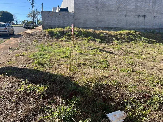 Terreno com 250m², à venda, no bairro Colúmbia em Londrina