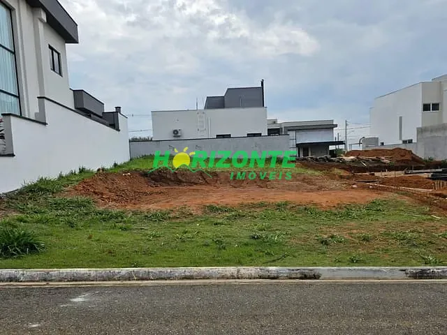 Terreno com 252m², à venda, no bairro Loteamento Floresta em São José dos Campos
