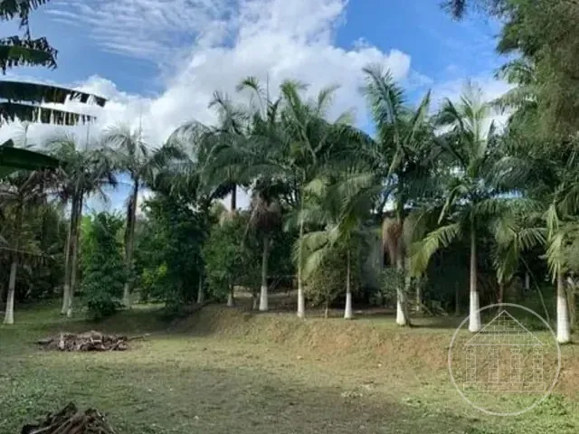 Terreno com 255m², à venda, no bairro Recanto Campina Verde em Embu-Guaçu